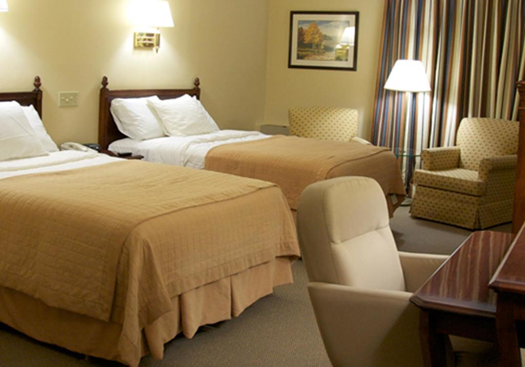 Americas Best Value Inn - Campus View Eau Claire Δωμάτιο φωτογραφία