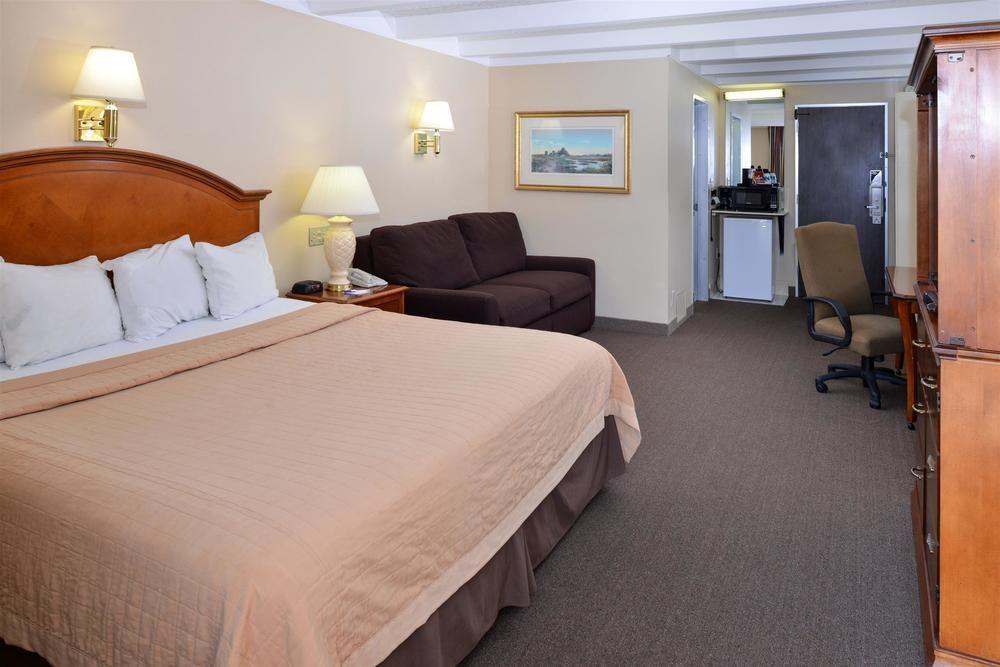 Americas Best Value Inn - Campus View Eau Claire Εξωτερικό φωτογραφία