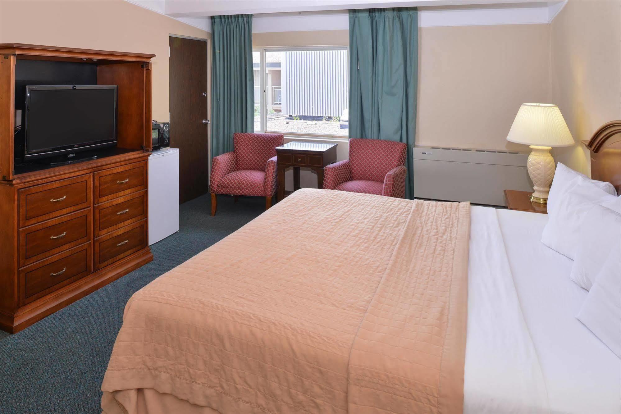 Americas Best Value Inn - Campus View Eau Claire Εξωτερικό φωτογραφία