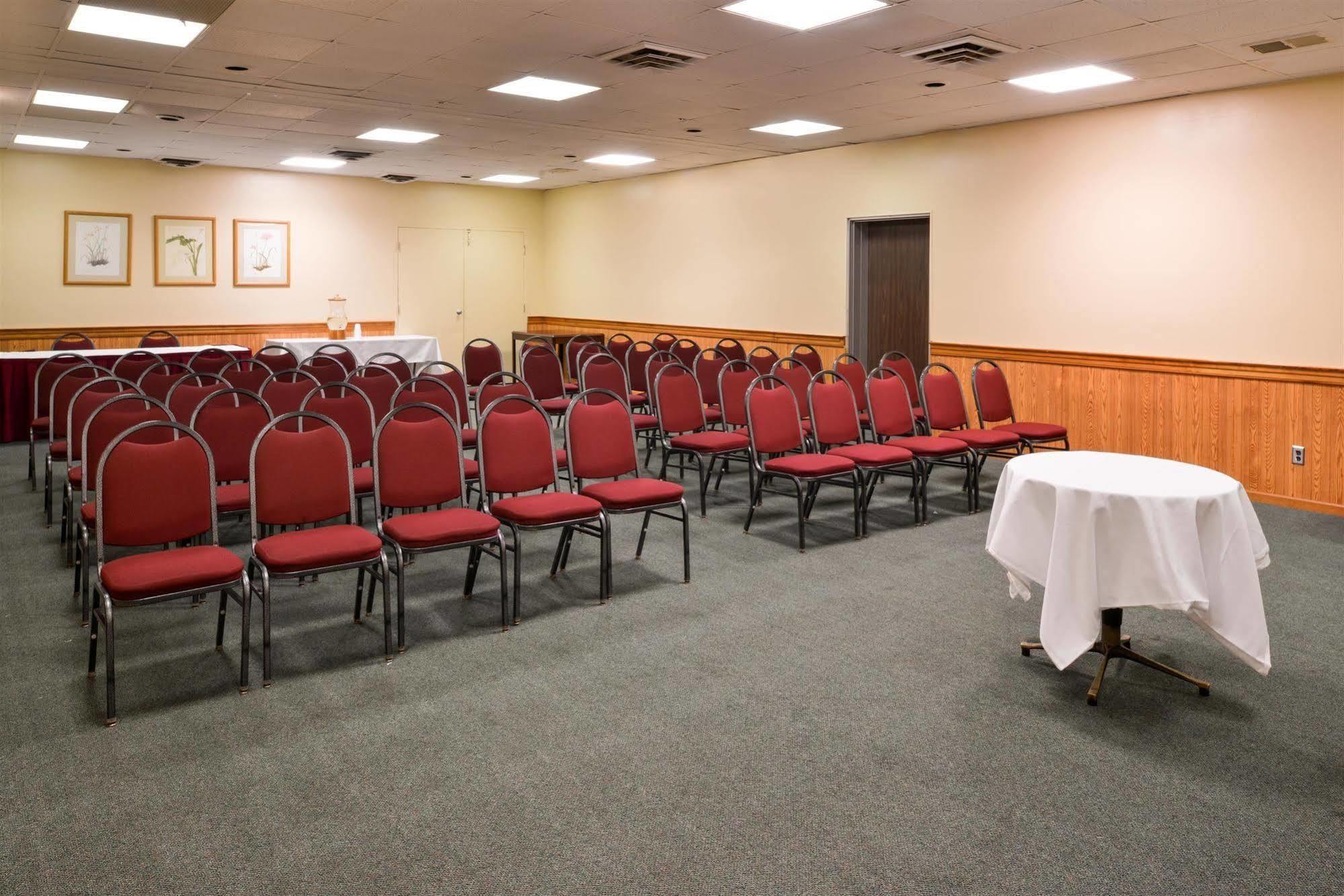 Americas Best Value Inn - Campus View Eau Claire Εξωτερικό φωτογραφία